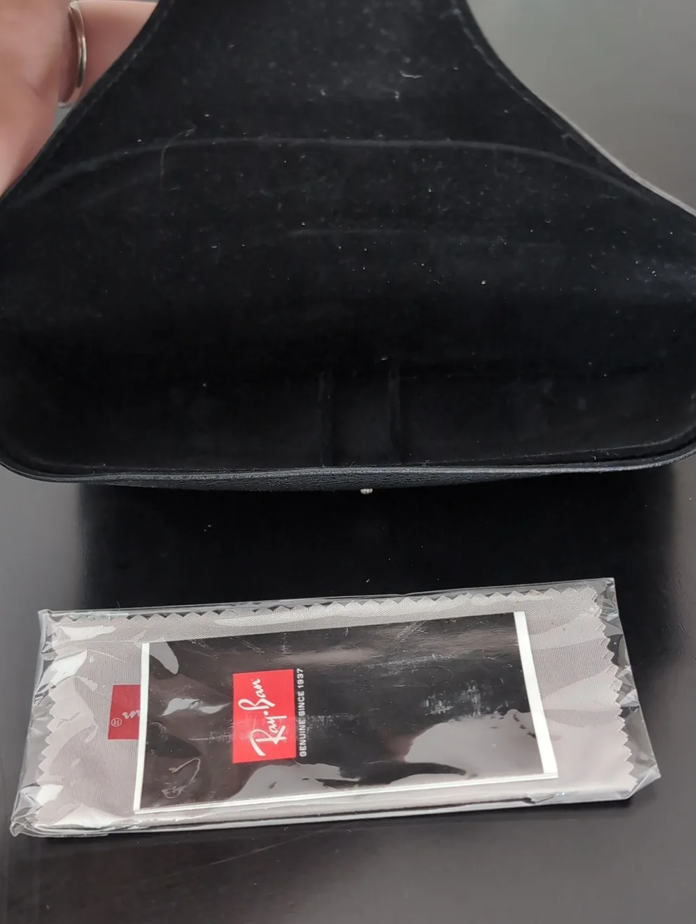 Ray-Ban Black Metal Aviator Sunglasses